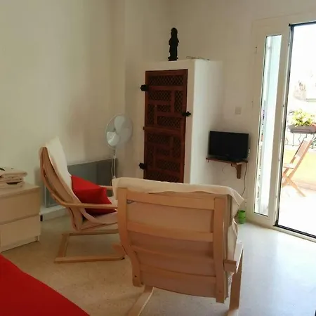 Coup De Coeur De La Cité Médiévale Сasa de vacaciones Hyères